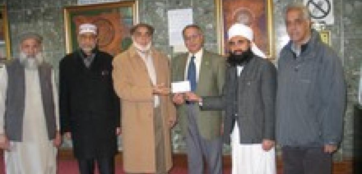Ilford Islamic Centre gives generously to save lives in Balochistan